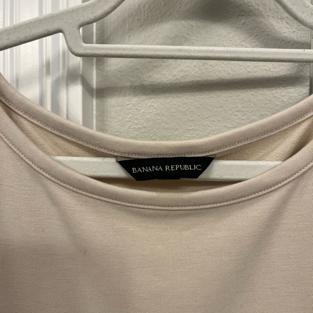 Banana Republic Women's Cream Long Sleeve Top